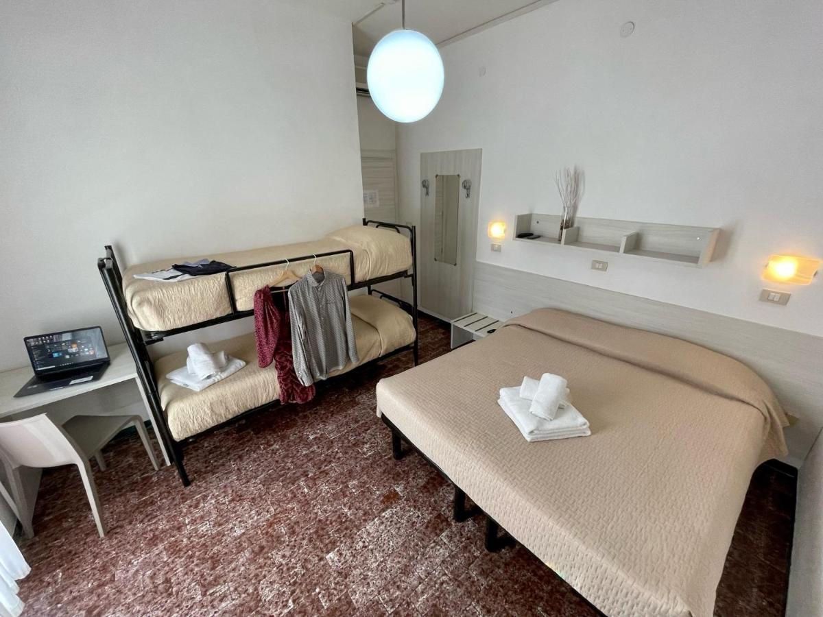 Hotel Napoleon Ριτσόνε Εξωτερικό φωτογραφία