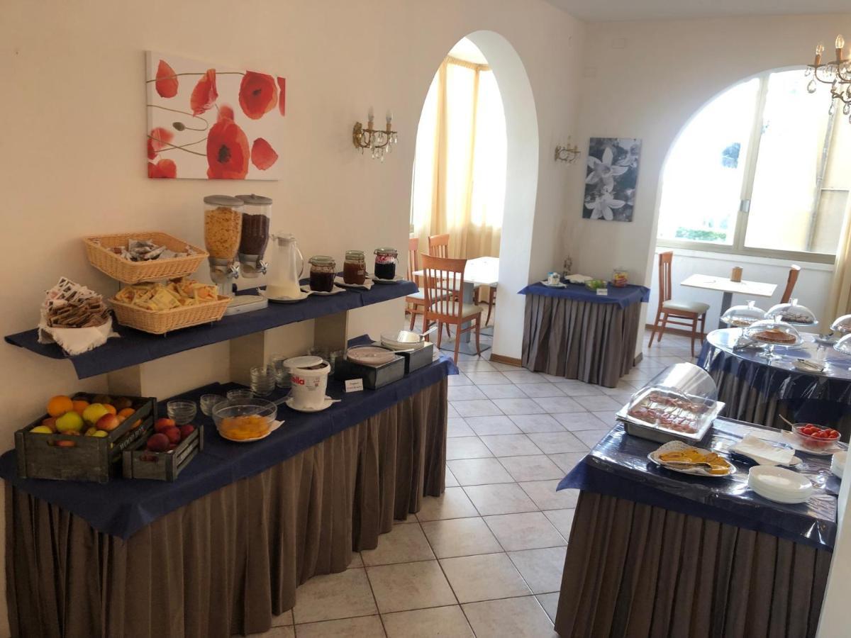 Hotel Napoleon Ριτσόνε Εξωτερικό φωτογραφία